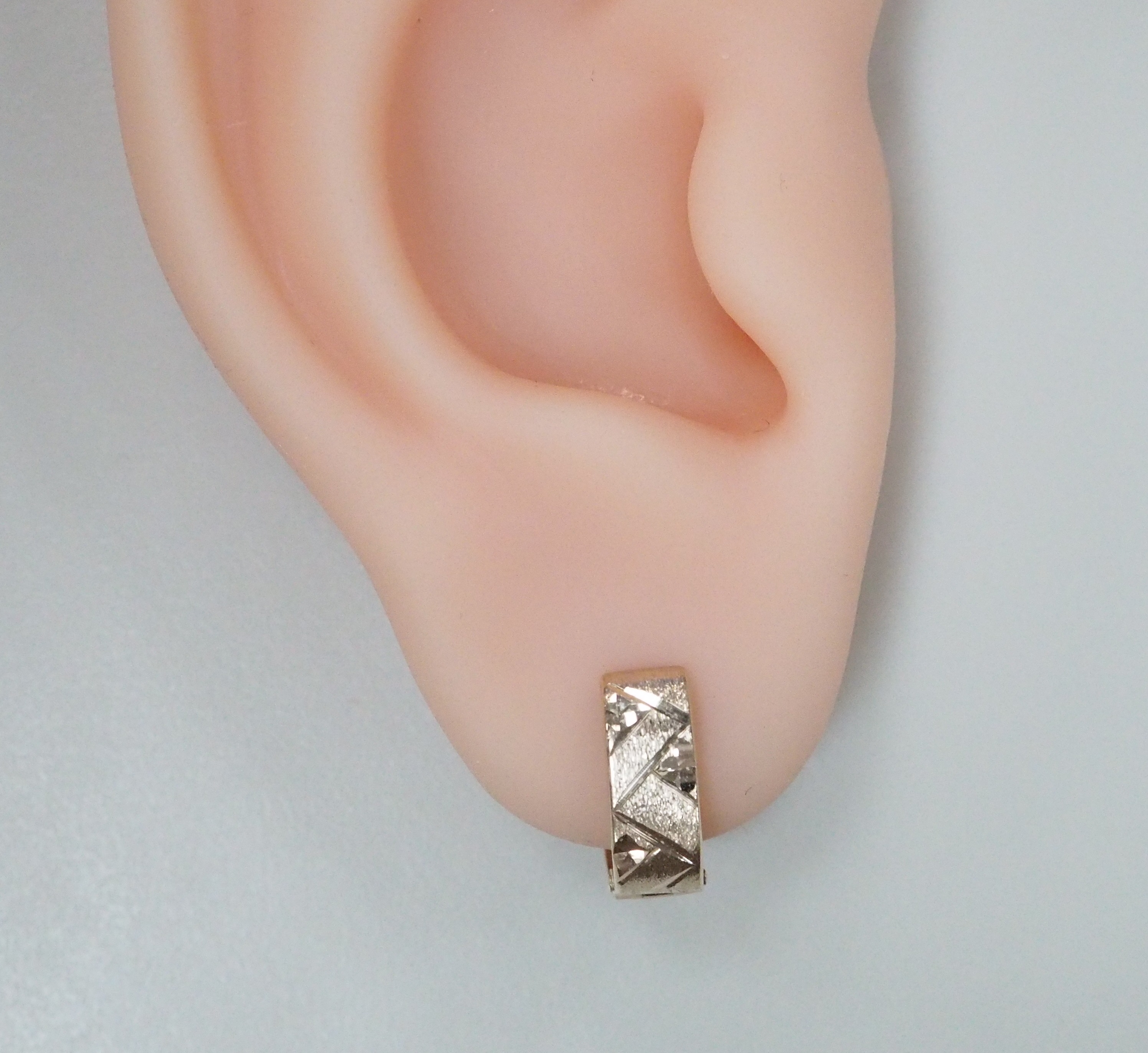 Серьги из золота